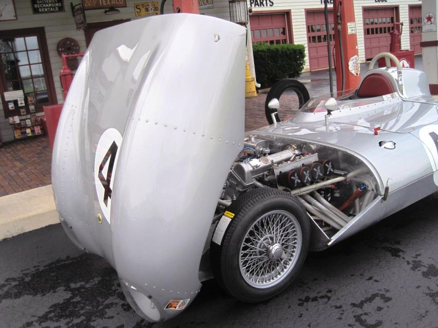 Моторный отсек Lotus Eleven Le Mans (180) 1956 года  (фото 61 из 80)